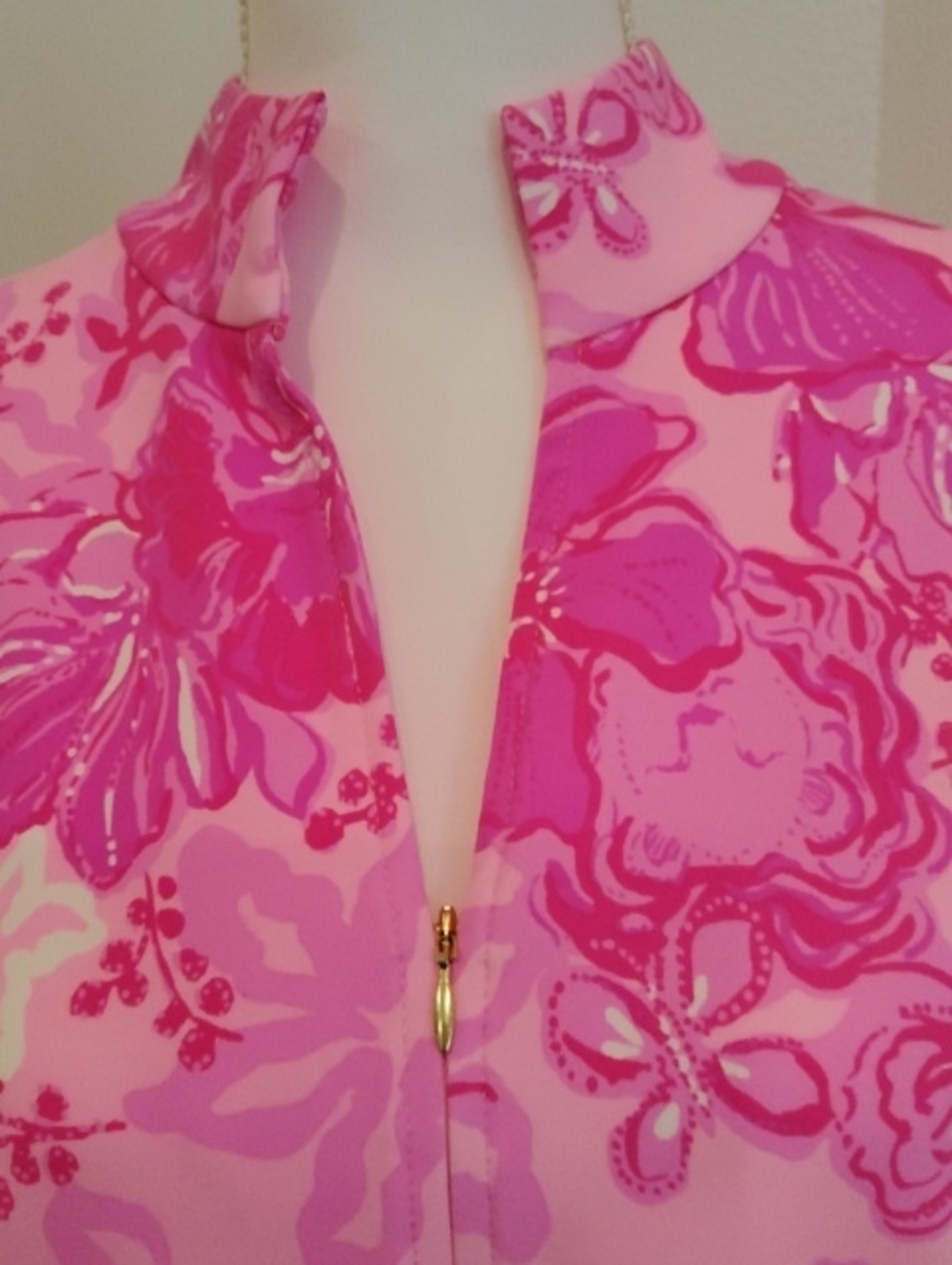 Lilly Pulitzer Pink Floral V-Neck Women's Dress - NWT - Picture 4 of 5